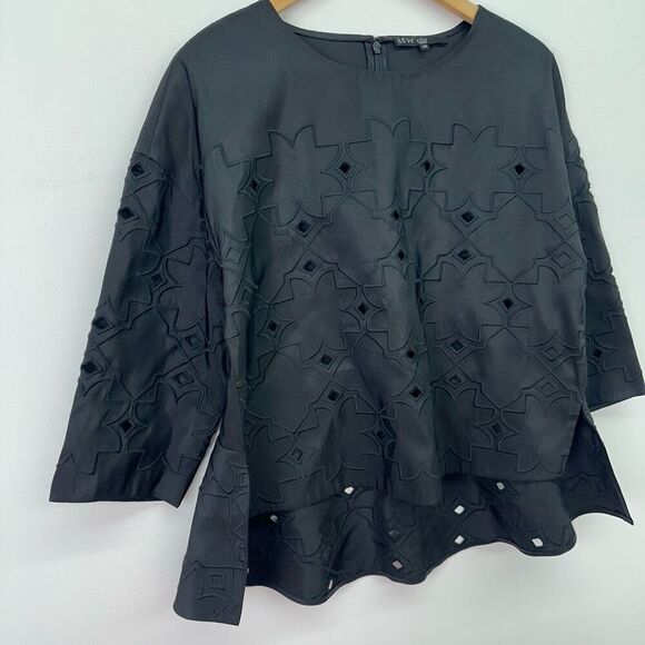 Tibi New York Women’s Black Silk Eyelet Elbow Length Pull Over Blouse - Picture 6 of 8